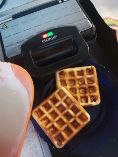 Вафельница эл.ДЕЛЬТА LUX  DL-6400 ВЕНСКАЯ фото 52215